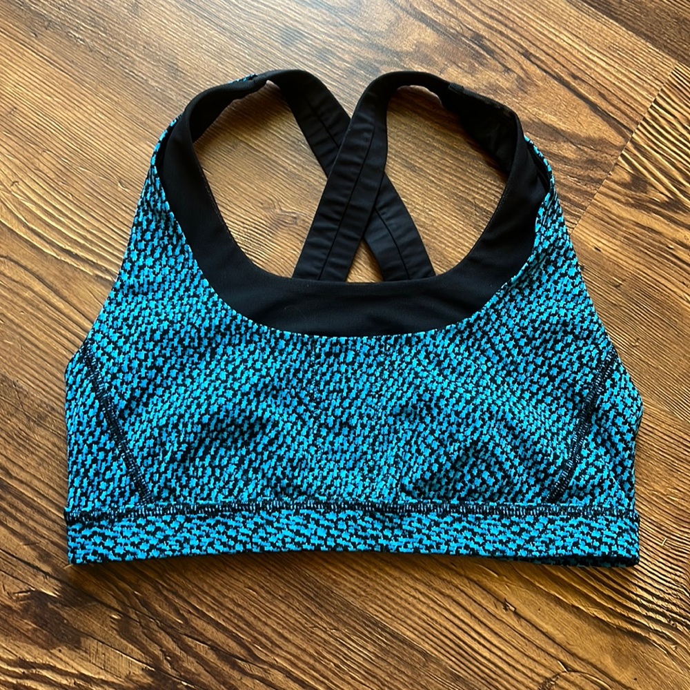 Lululemon Sports bra